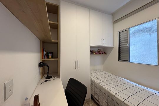 Quarto 2 - Casa 1 de casa à venda com 5 quartos, 327m² em Vila Renato, São Paulo