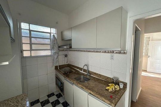 Cozinha de casa à venda com 3 quartos, 60m² em São Geraldo, Porto Alegre