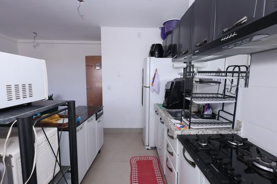 Apartamento à venda com 3 quartos, 90m² em Vila Lucy, Goiânia