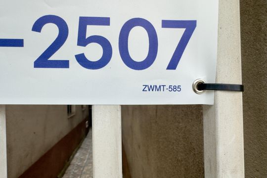 Código da placa ZWMT-585 de apartamento à venda com 2 quartos, 41m² em Parque Continental, Guarulhos