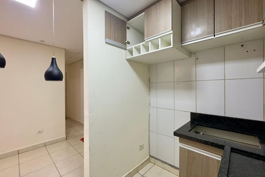 Cozinha de apartamento à venda com 2 quartos, 41m² em Parque Continental, Guarulhos