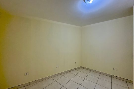 Quarto 2 de apartamento à venda com 2 quartos, 41m² em Parque Continental, Guarulhos