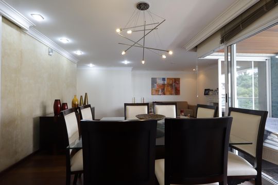 Sala de apartamento à venda com 3 quartos, 168m² em Real Parque, São Paulo