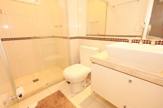 Apartamento para alugar com 4 quartos, 225m² em Setor Bueno, Goiânia