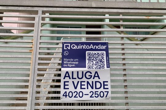 Placa Quinto Andar de casa para alugar com 2 quartos, 130m² em Vila Piaui, São Paulo
