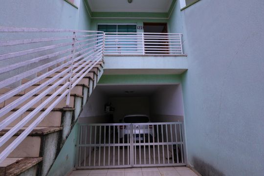 Garagem de casa para alugar com 2 quartos, 130m² em Vila Piaui, São Paulo