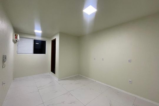 Kitnet/Studio para alugar com 1 quarto, 18m² em Vila Nova, Novo Hamburgo