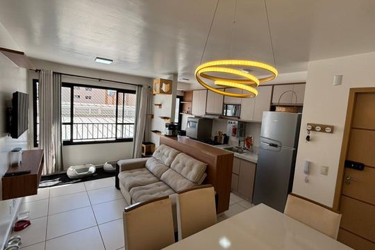 Cozinha de apartamento para alugar com 2 quartos, 56m² em Chácara santa rita, Goiânia