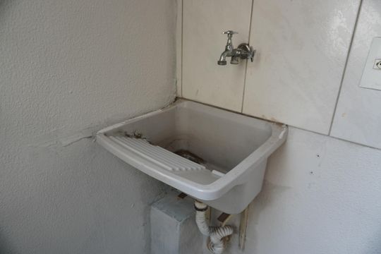 Área de serviço de apartamento para alugar com 2 quartos, 49m² em Conjunto Habitacional Santa Etelvina Ii, São Paulo