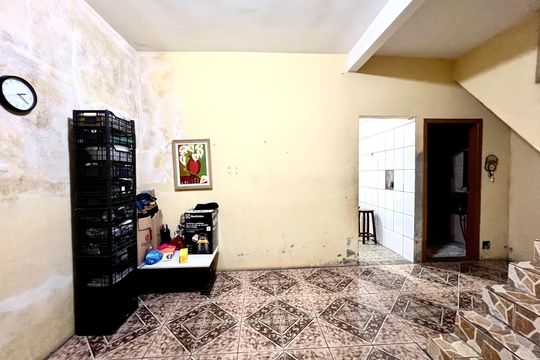 Casa à venda com 3 quartos, 245m² em Jaqueline, Belo Horizonte
