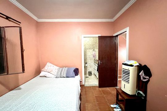 Casa à venda com 3 quartos, 245m² em Jaqueline, Belo Horizonte