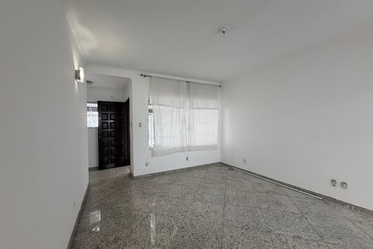 Sala de casa à venda com 3 quartos, 116m² em Vila Claudia, São Paulo
