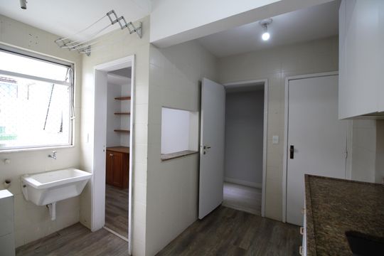 Cozinha de apartamento à venda com 2 quartos, 70m² em Freguesia (jacarepaguá), Rio de Janeiro
