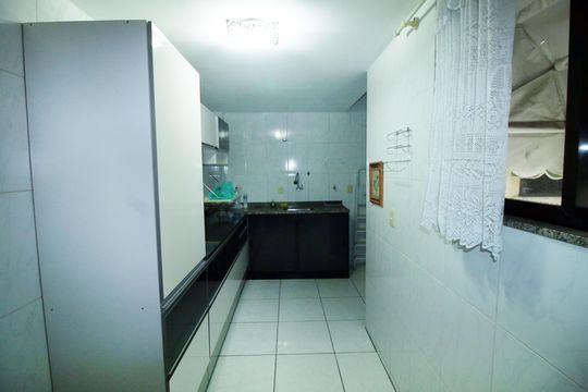 Cozinha de apartamento à venda com 2 quartos, 86m² em Vista Alegre, Rio de Janeiro