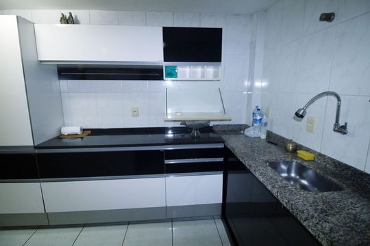 Cozinha de apartamento à venda com 2 quartos, 86m² em Vista Alegre, Rio de Janeiro
