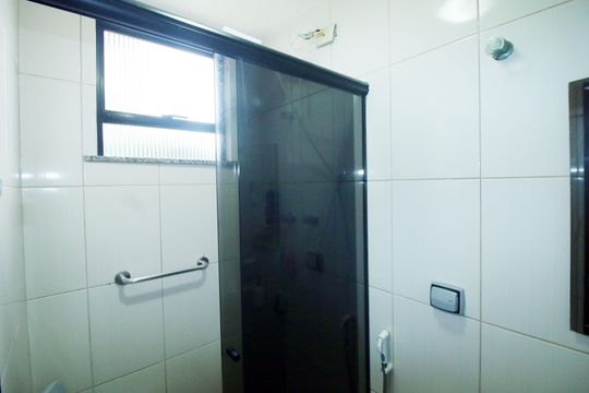 Banheiro Social de apartamento à venda com 2 quartos, 86m² em Vista Alegre, Rio de Janeiro