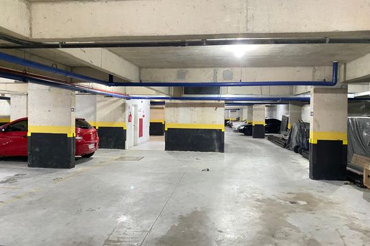 Área comum - Estacionamento de apartamento para alugar com 1 quarto, 27m² em Vila Santa Terezinha (zona Norte), São Paulo