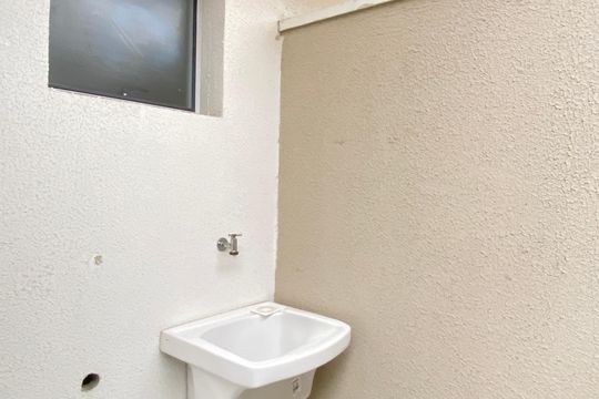 Área de Serviço de apartamento para alugar com 1 quarto, 27m² em Vila Santa Terezinha (zona Norte), São Paulo