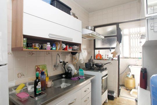 Cozinha - Área de Serviço de apartamento à venda com 2 quartos, 59m² em Azenha, Porto Alegre