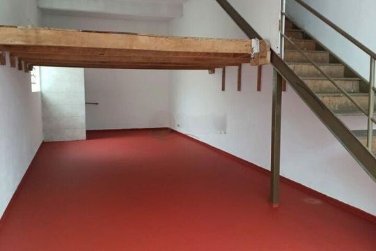 Casa à venda com 3 quartos, 260m² em Vila Regente Feijó, São Paulo