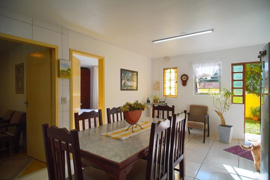 Cozinha de casa à venda com 4 quartos, 160m² em Santo Andre, São Leopoldo