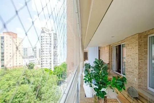 Varanda de apartamento para alugar com 4 quartos, 214m² em Indianópolis, São Paulo