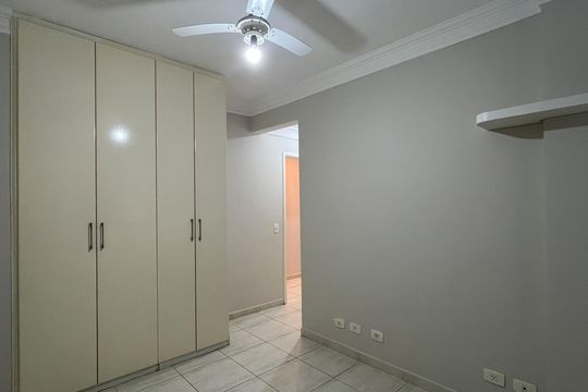 Suíte de apartamento para alugar com 3 quartos, 108m² em José Menino, Santos