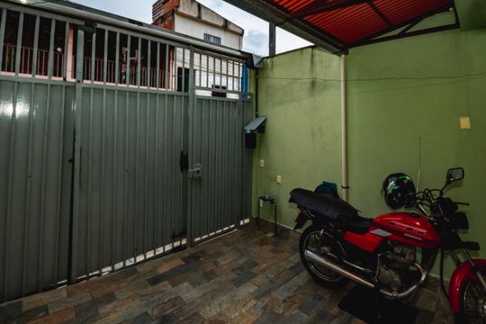 Casa à venda com 2 quartos, 79m² em Jaqueline, Belo Horizonte