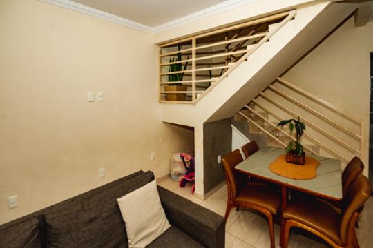 Casa à venda com 2 quartos, 79m² em Jaqueline, Belo Horizonte