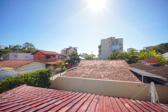 Vista da Suíte de casa para alugar com 4 quartos, 209m² em Cachoeira do Bom Jesus, Florianópolis