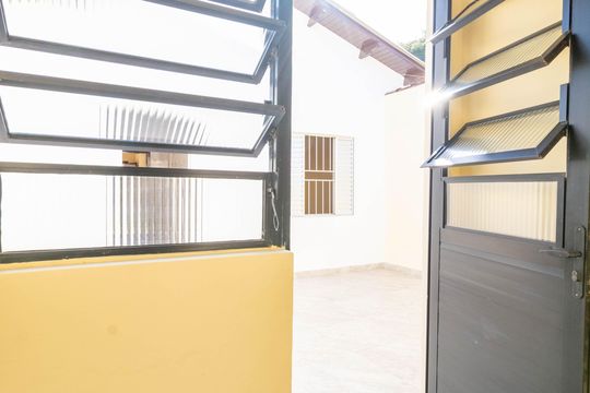 Casa para alugar com 2 quartos, 146m² em Harmonia, Canoas