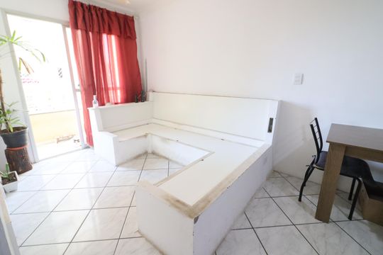 Sala de apartamento à venda com 2 quartos, 62m² em Jaguaribe, Osasco