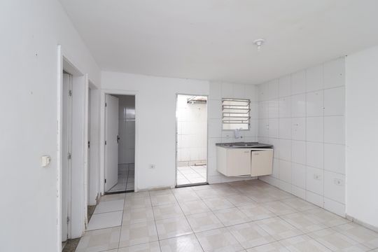 Casa para alugar com 2 quartos, 49m² em Jardim das Camelias, São Paulo