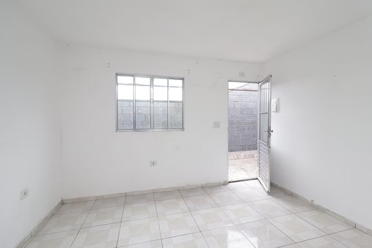 Sala/Cozinha de casa para alugar com 2 quartos, 49m² em Jardim das Camelias, São Paulo
