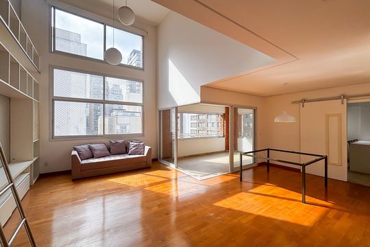 Apartamento à venda com 3 quartos, 157m² em Cerqueira César, São Paulo
