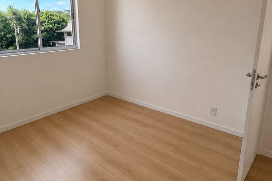Apartamento à venda com 2 quartos, 40m² em Jardim Ipanema, Curitiba