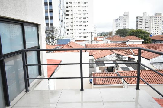 Quarto varanda de apartamento para alugar com 1 quarto, 60m² em Mirandópolis, São Paulo
