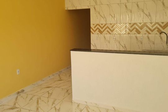 Cozinha de casa de condomínio para alugar com 2 quartos, 51m² em Jardim Eucaliptos, Sorocaba