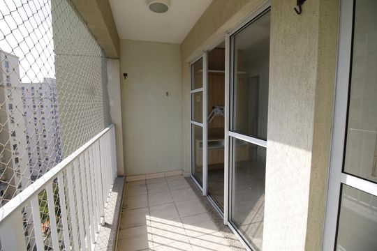 Varanda de apartamento à venda com 2 quartos, 57m² em Jacarepaguá, Rio de Janeiro