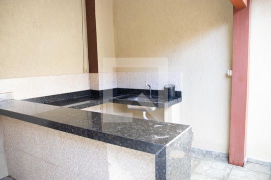 Quintal de casa à venda com 3 quartos, 295m² em Setor Central, Goiânia