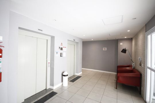 Hall de entrada de apartamento para alugar com 1 quarto, 35m² em Cambuci, São Paulo