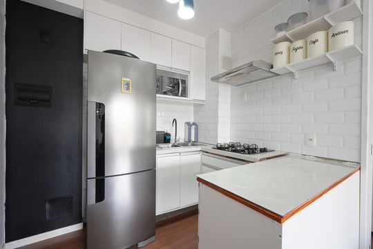 Cozinha de apartamento para alugar com 1 quarto, 35m² em Cambuci, São Paulo