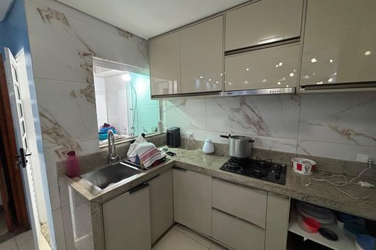 Cozinha de casa para alugar com 3 quartos, 210m² em Jardim Maringa, São Paulo