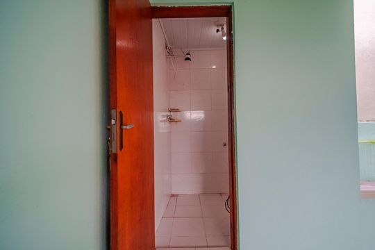 Banheiro 4 de casa para alugar com 5 quartos, 380m² em Jardim Raposo Tavares, São Paulo