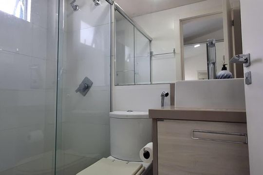Banheiro de casa para alugar com 4 quartos, 204m² em Jurerê, Florianópolis