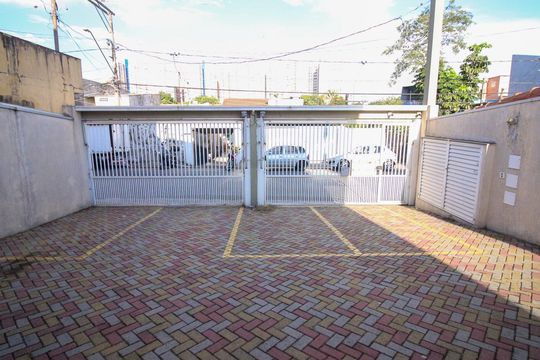 Garagem de casa de condomínio à venda com 2 quartos, 56m² em Vila Alpina, São Paulo