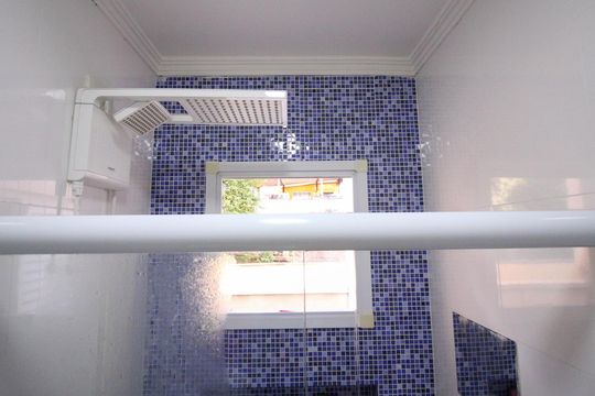 Banheiro de casa de condomínio à venda com 2 quartos, 56m² em Vila Alpina, São Paulo