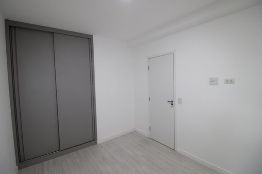 Quarto 2 de apartamento para alugar com 2 quartos, 60m² em Vila Jacuí, São Paulo