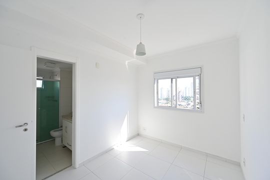 Suíte de apartamento à venda com 2 quartos, 73m² em Vila Monte Alegre, São Paulo