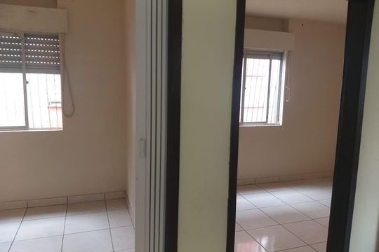 Quarto 1 de apartamento para alugar com 2 quartos, 86m² em Santa Rosa de Lima, Porto Alegre